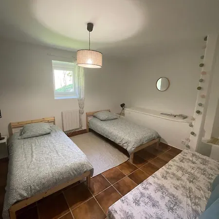 Holiday home Guiroya *